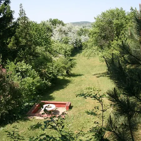 Holiday In Balaton 20237 度假居 *