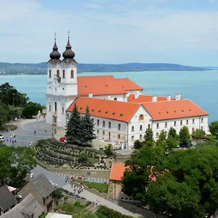 Holiday In Balaton 20237 蒂豪尼